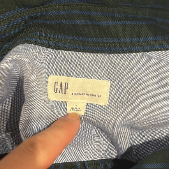 GAP button down shirt size large men’s - Picture 8 of 9